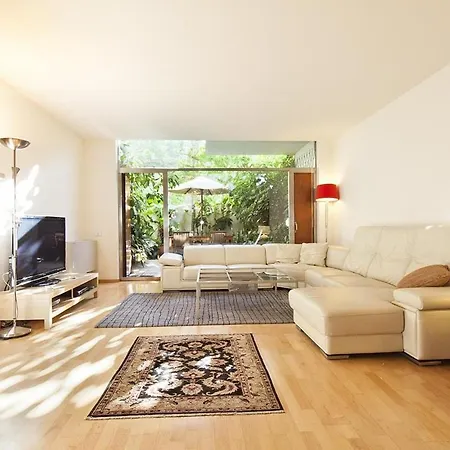 Apartment Spacious In With Outdoor Terrace Barcelona
